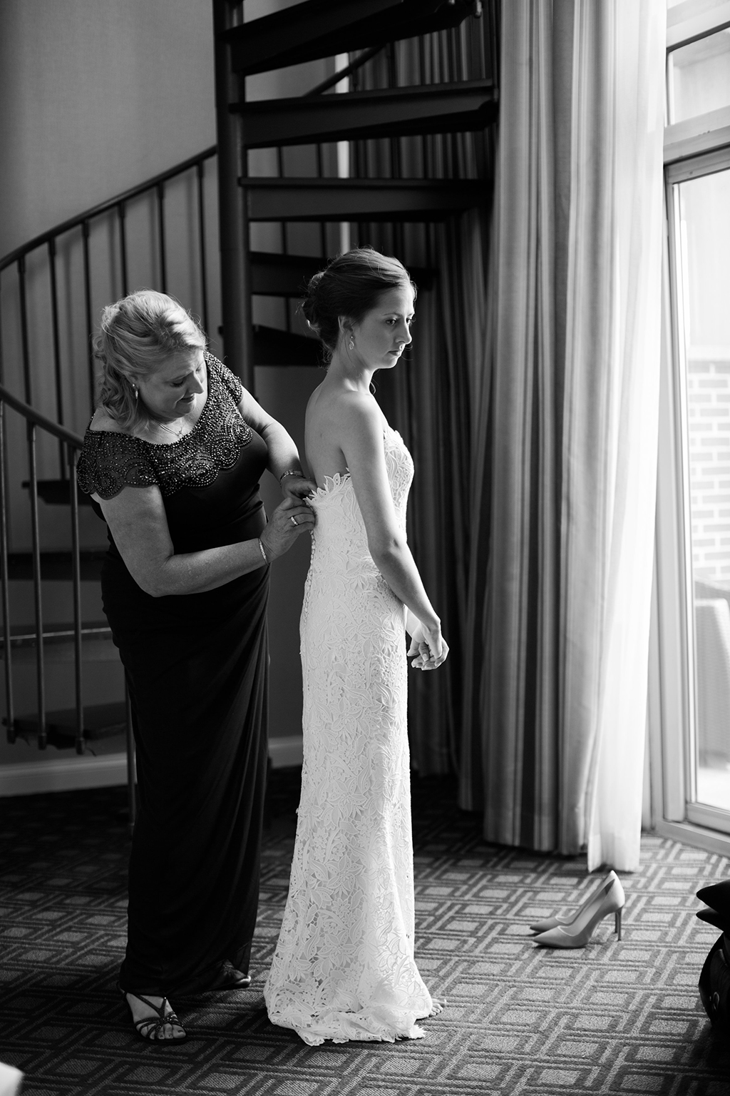 indianapolis wedding photographer best getting ready locations in indianapolis the omni severin hotel